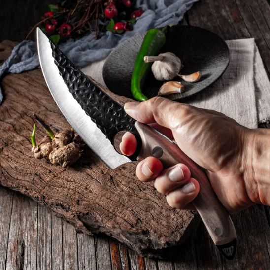 couteau-a-viande-trou