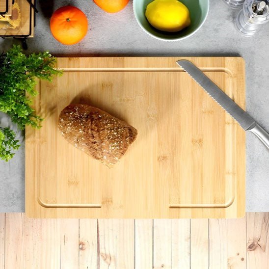 planche-a-decouper-bois-pain
