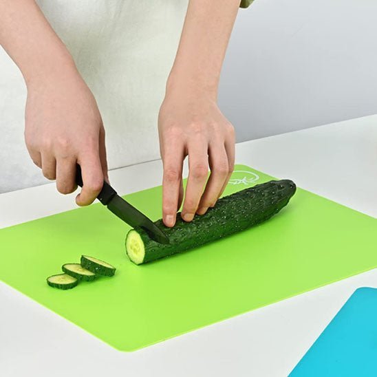 planche-a-decouper-couper-concombre